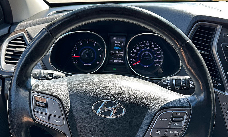 Hyundai Santa Fe...