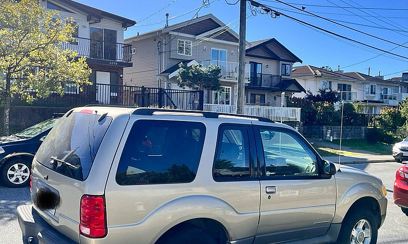 2002 Ford Explorer S...