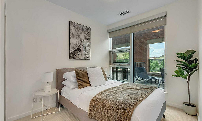 2 Bdrm Condo | Say H...