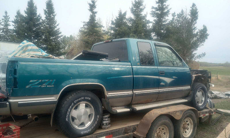95 Chevy Silverado 1...
