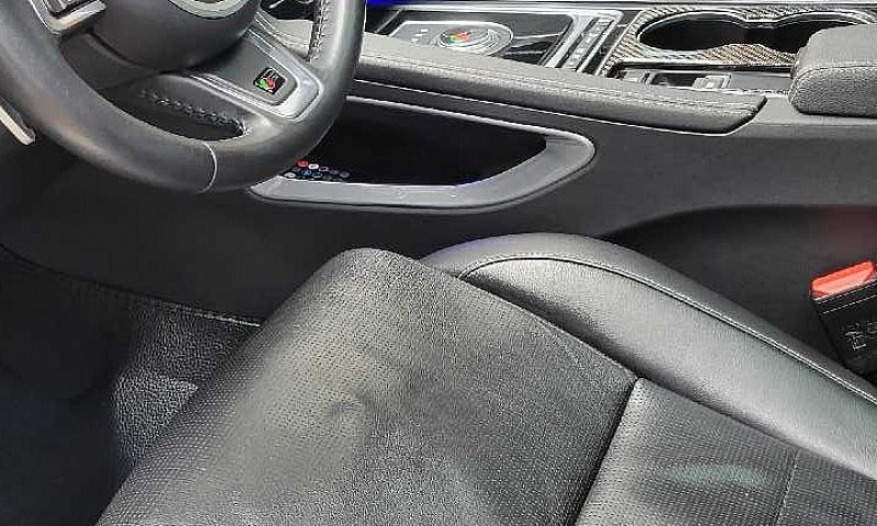 2017 Jaguar F-Pace S...