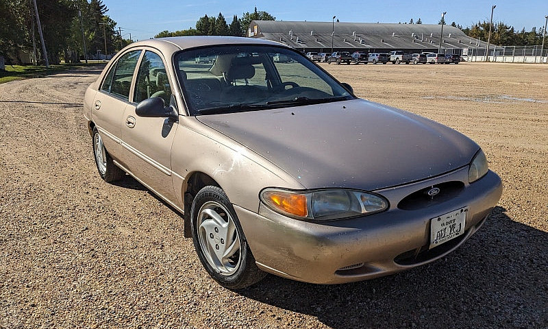 1999 Ford Escort Se...