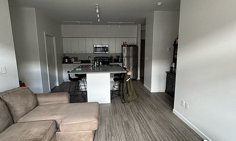 2 Bed 2 Bath Apartme...