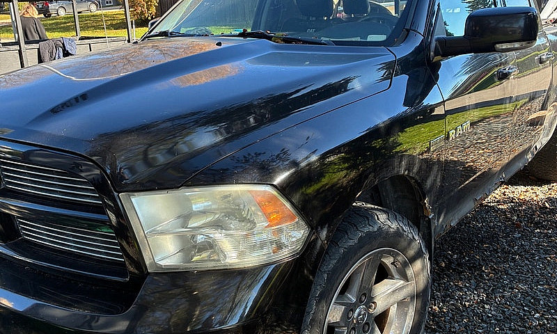  2010 Dodge Ram Spor...