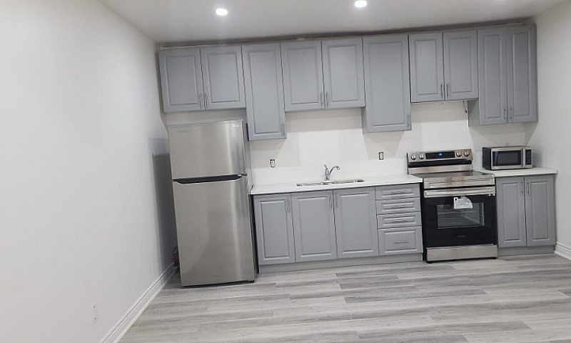 Top Floor, One Bdrm+...