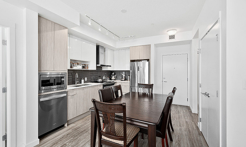 2 Bed/ 2 Bath Condo ...