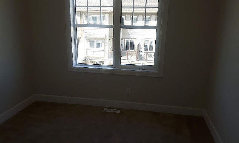 Corner Townhouse For...
