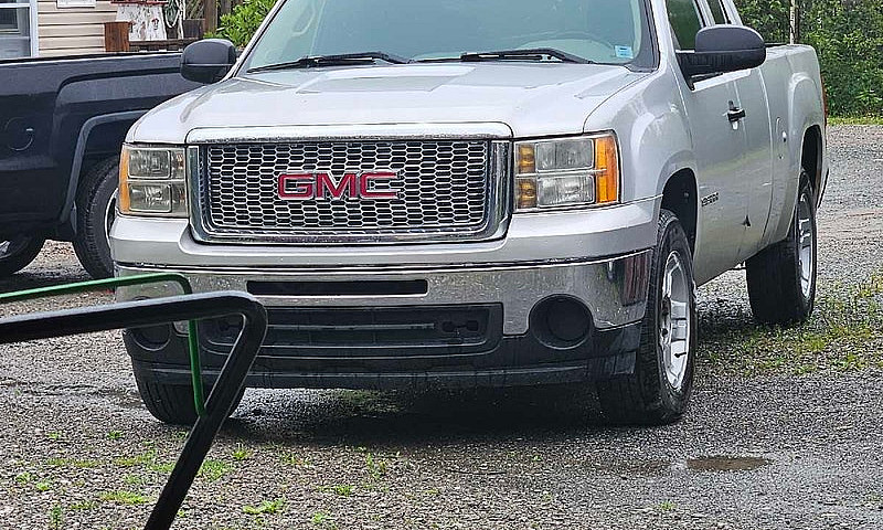 Moving Sale Text Tru...