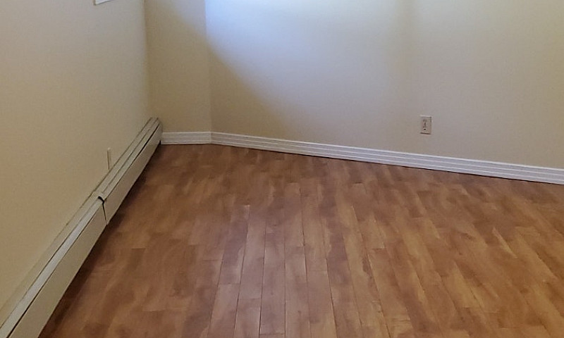 Three Bedroom Apartm...
