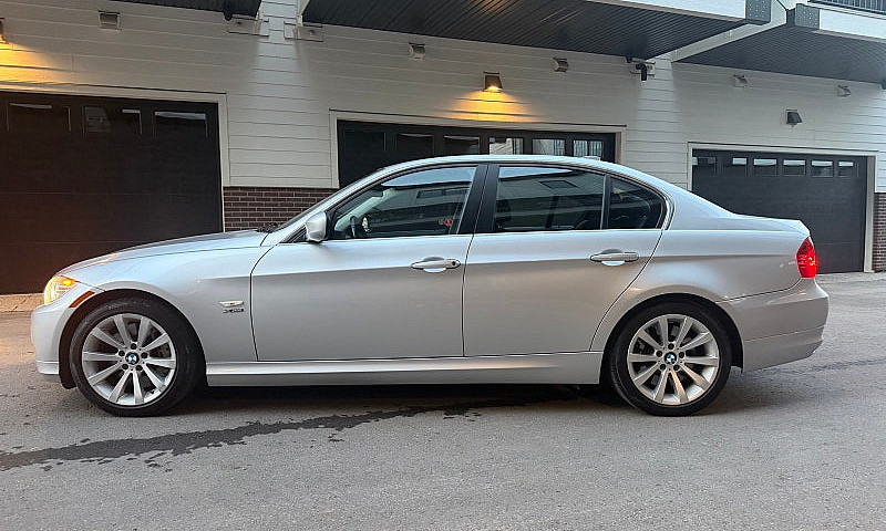 2010 Bmw 335-Xdrive ...