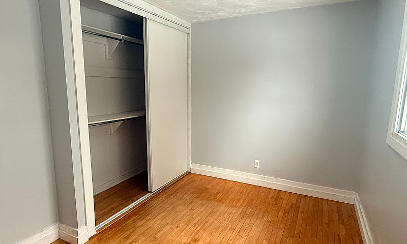 2 Bedroom Apartment ...