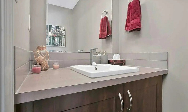 Townhouse For Rent -...