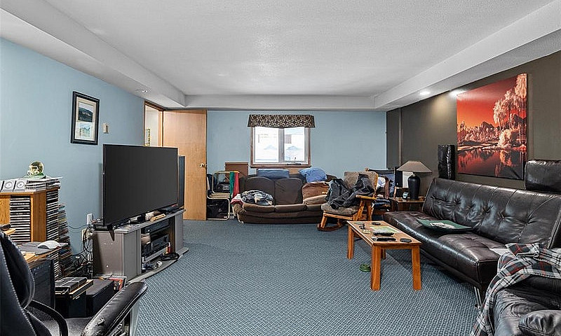 Single Bedroom Basem...