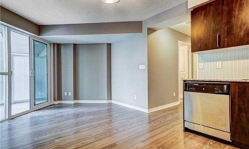 352 Front Street - F...