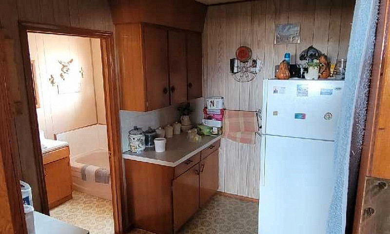 Acreage By Ituna Sk...