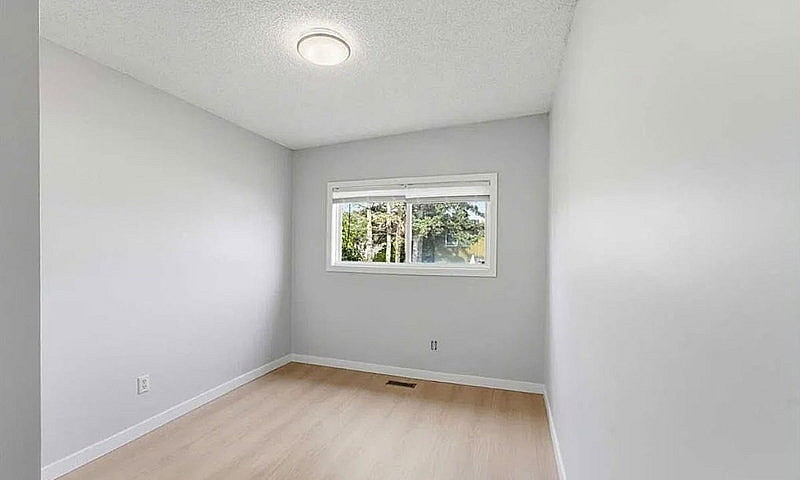 ✨ Stunning Renovated...