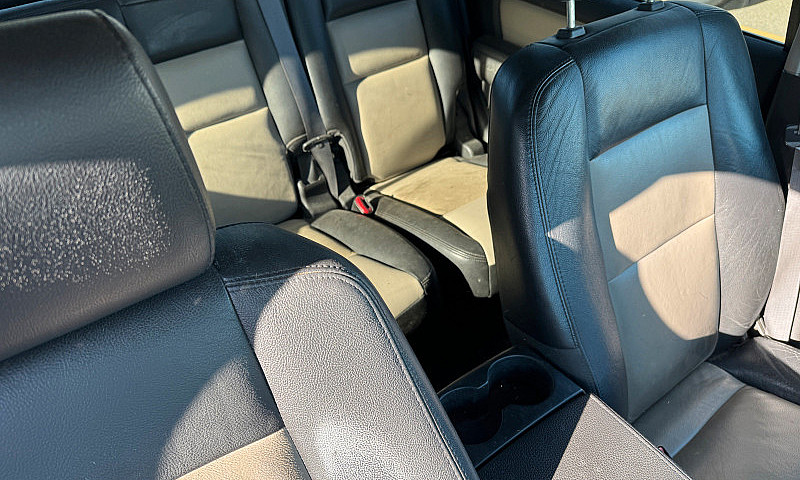 2008 Ford Explorer S...