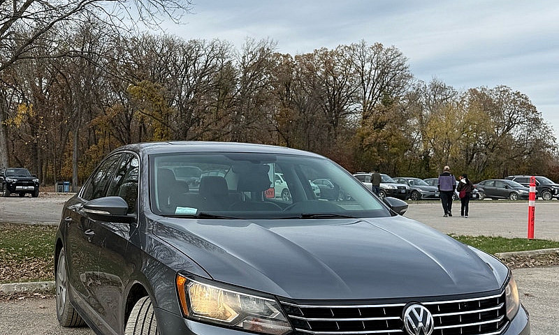 2016 Volkswagen Pass...