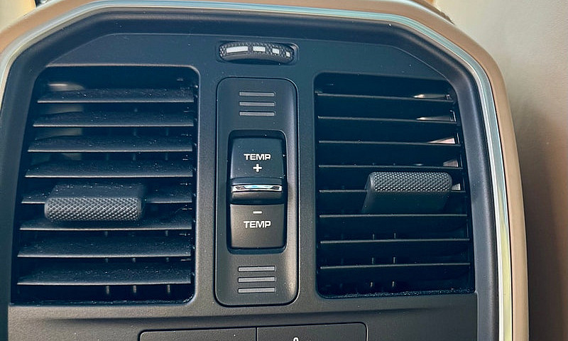 Porsche Macan T À Ve...