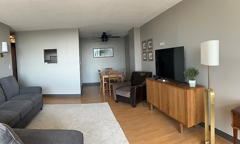 1 Bedroom Condo In G...