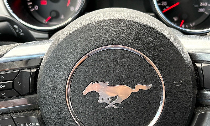 2016 Ford Mustang Ec...