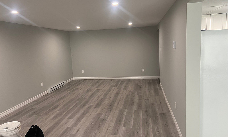 Modern 4 Bedroom Apa...