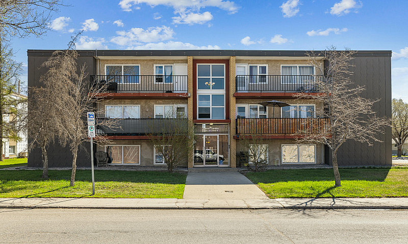 Apartment Condo For ...