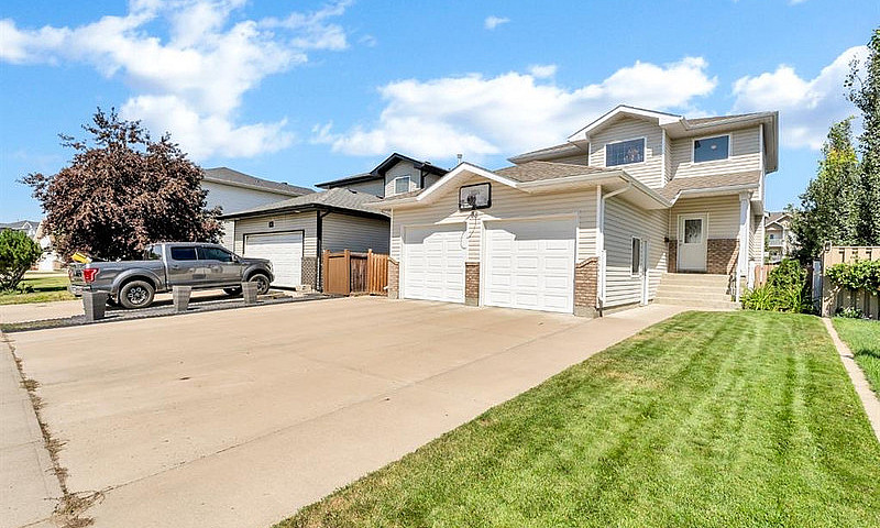 4 Bed, 3.5 Bath, 2 C...