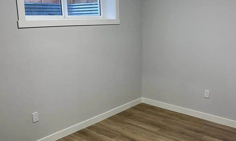 2 Bedroom Legal Base...