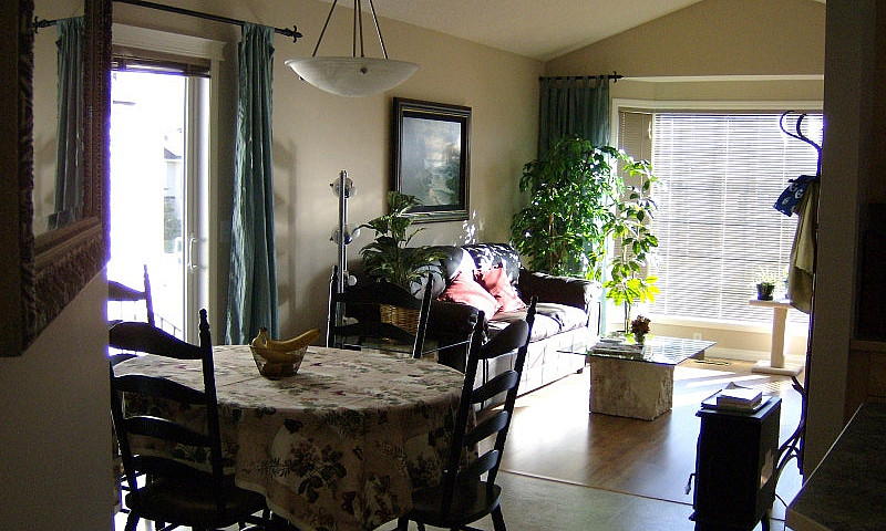 Calgary Evergreen Sw...