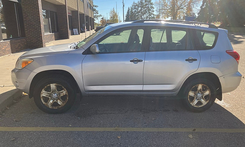 Toyota Rav 4...