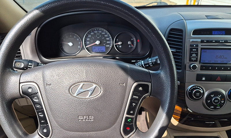 2011 Hyundai Sante F...