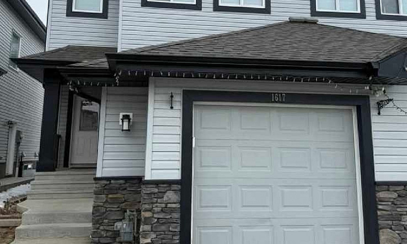 4 Bedroom 3.5 Bathro...
