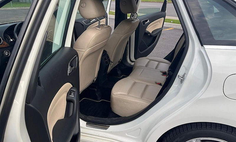 2013 Mercedes Benz B...