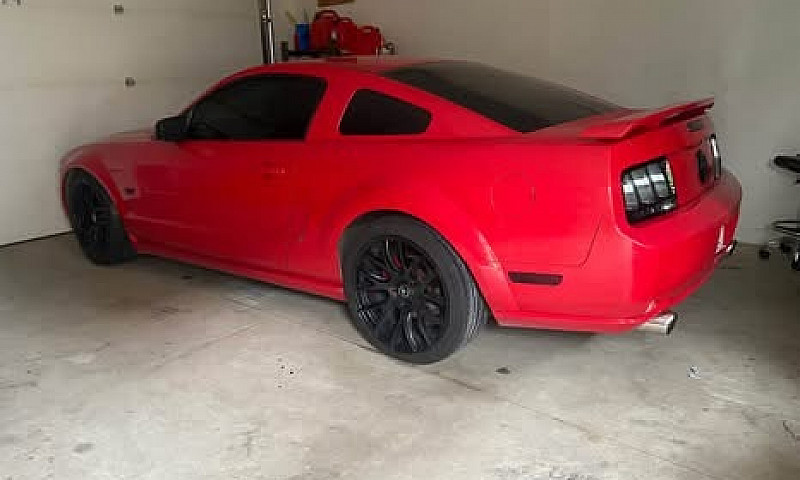2005 Mustang Gt...