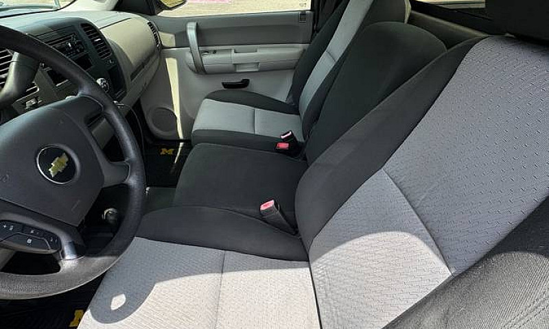 2009 Chevy Silverado...