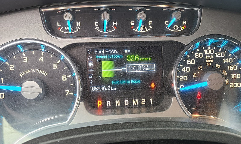 2014 Ford F150 Plati...