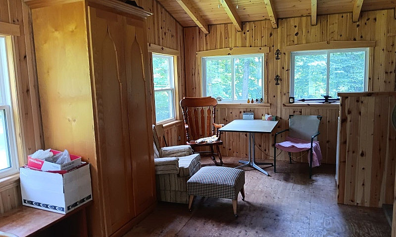 Beautiful Off-Grid C...