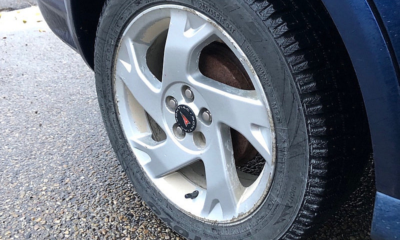 2007 Pontiac Vibe...