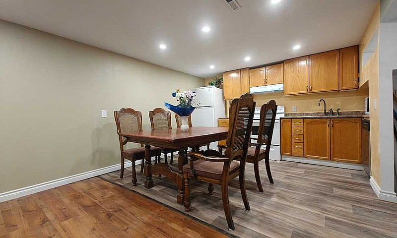 Legal 2 Bedroom Base...
