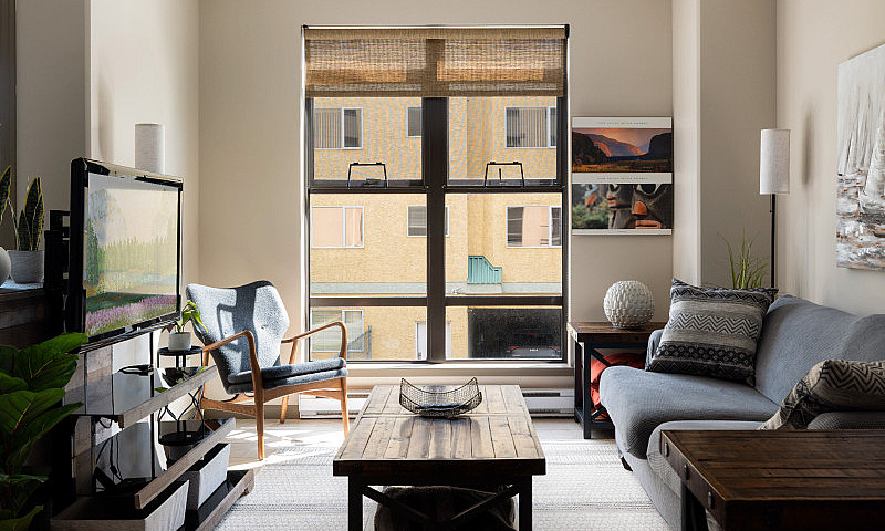 Great Condo Steps Fr...