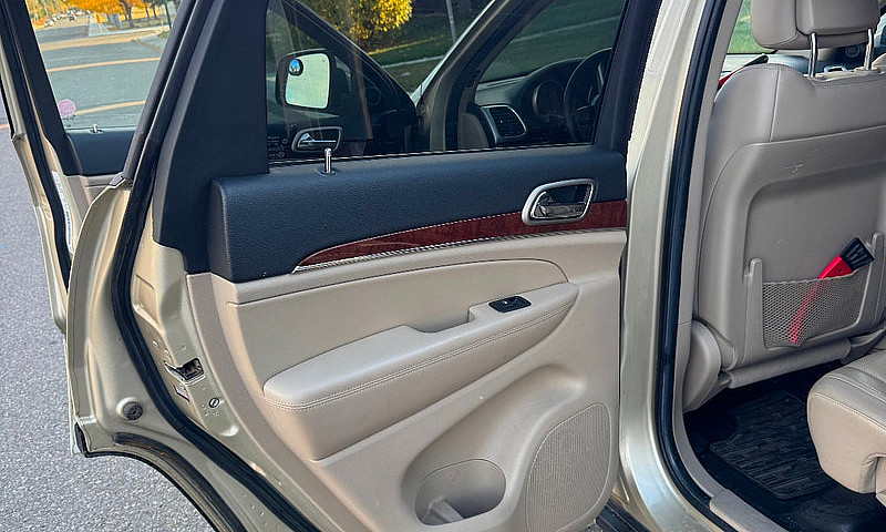 2012 Jeep Grand Cher...