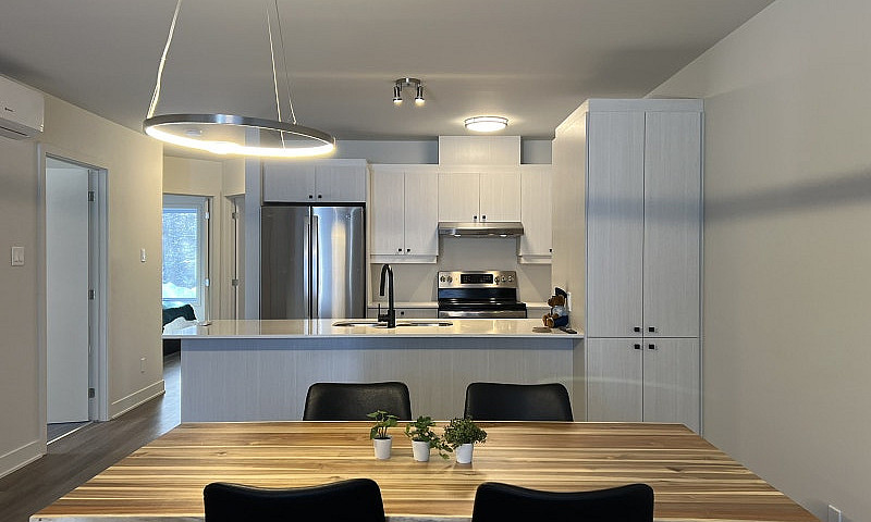 Appartement À Louer ...