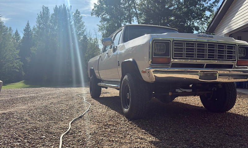 1982 First Gen Crew ...