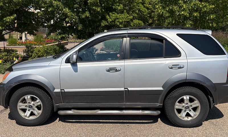 2005 Kia Sorento 4X4...