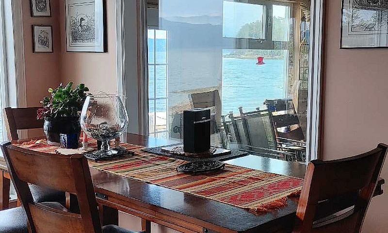 17 Spring Bay Rd Las...