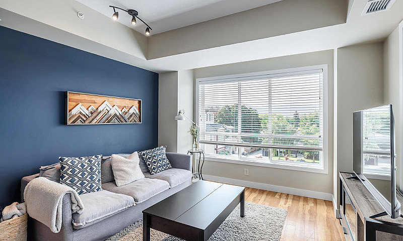 Top Floor | Sweeping...