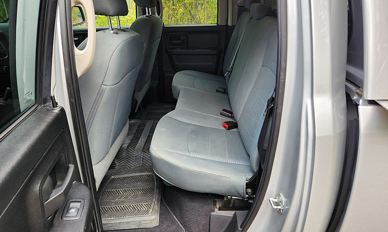 2019 Ram 1500 Classi...