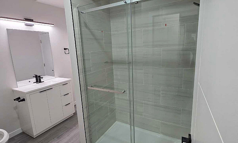 2 Bedroom Basement F...