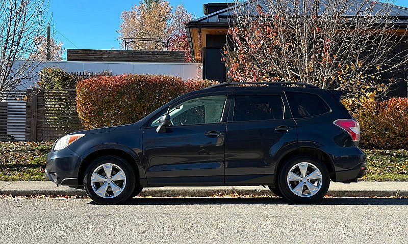 2014 Subaru Forester...